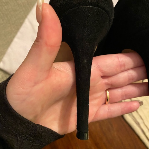 Jimmy Choo Black Suede Pumps - Picture 4 of 15